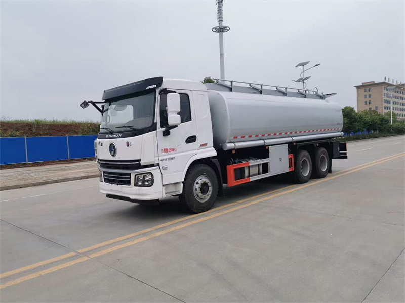 陜汽軒德后雙橋25方供液車(chē)