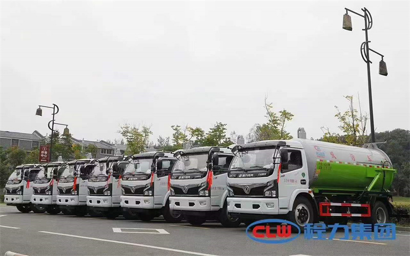 東風福瑞卡12噸吸污車
