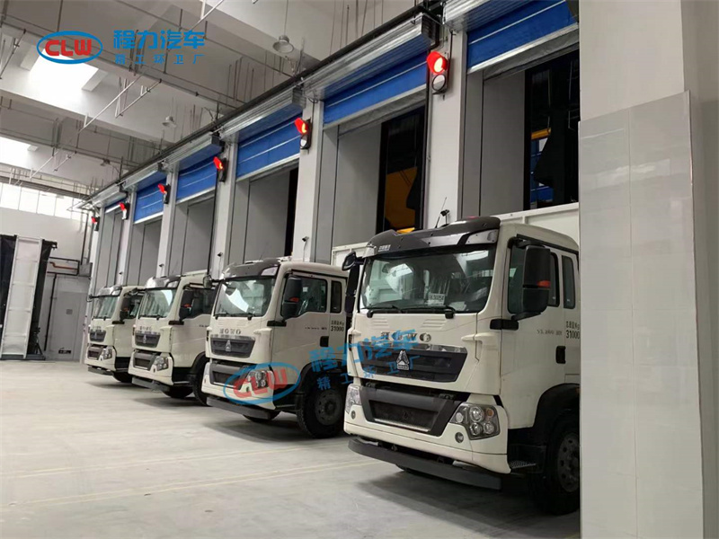 程力集團(tuán)地埋式壓縮垃圾站安裝驗收完成